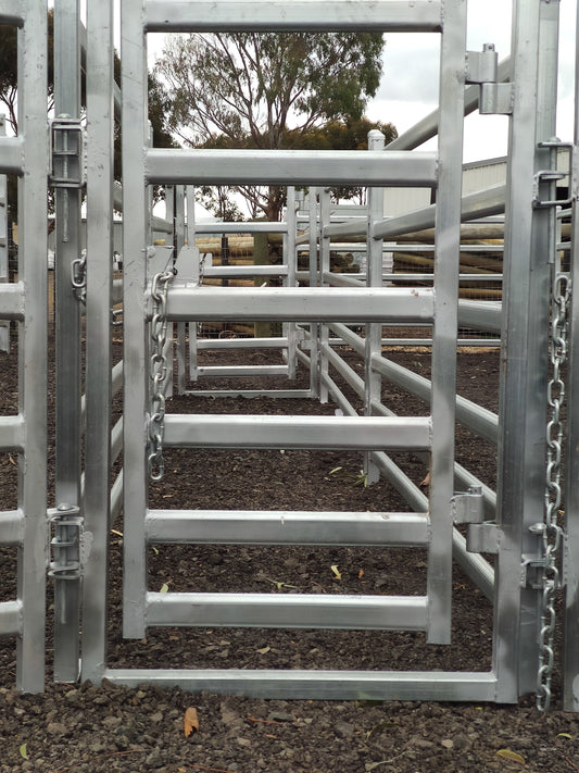 Sheep Gate 1220mmH x 500mmW